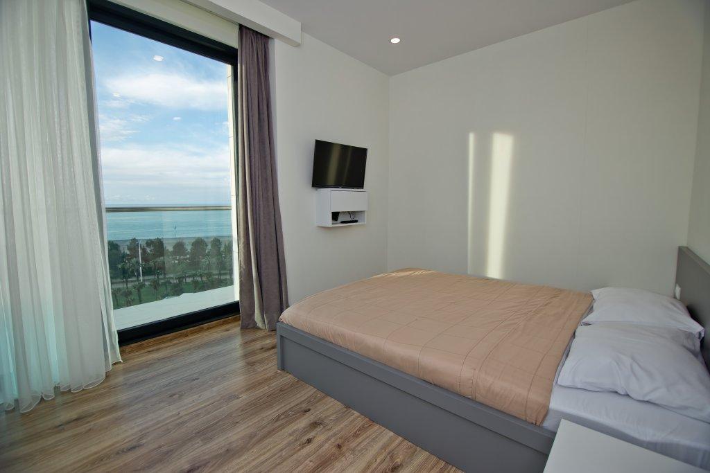 Отель Bellevue Residential Батуми Экстерьер фото