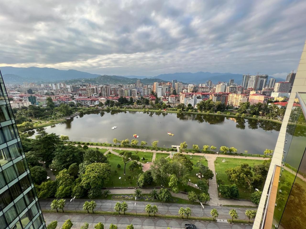 Отель Bellevue Residential Батуми Экстерьер фото