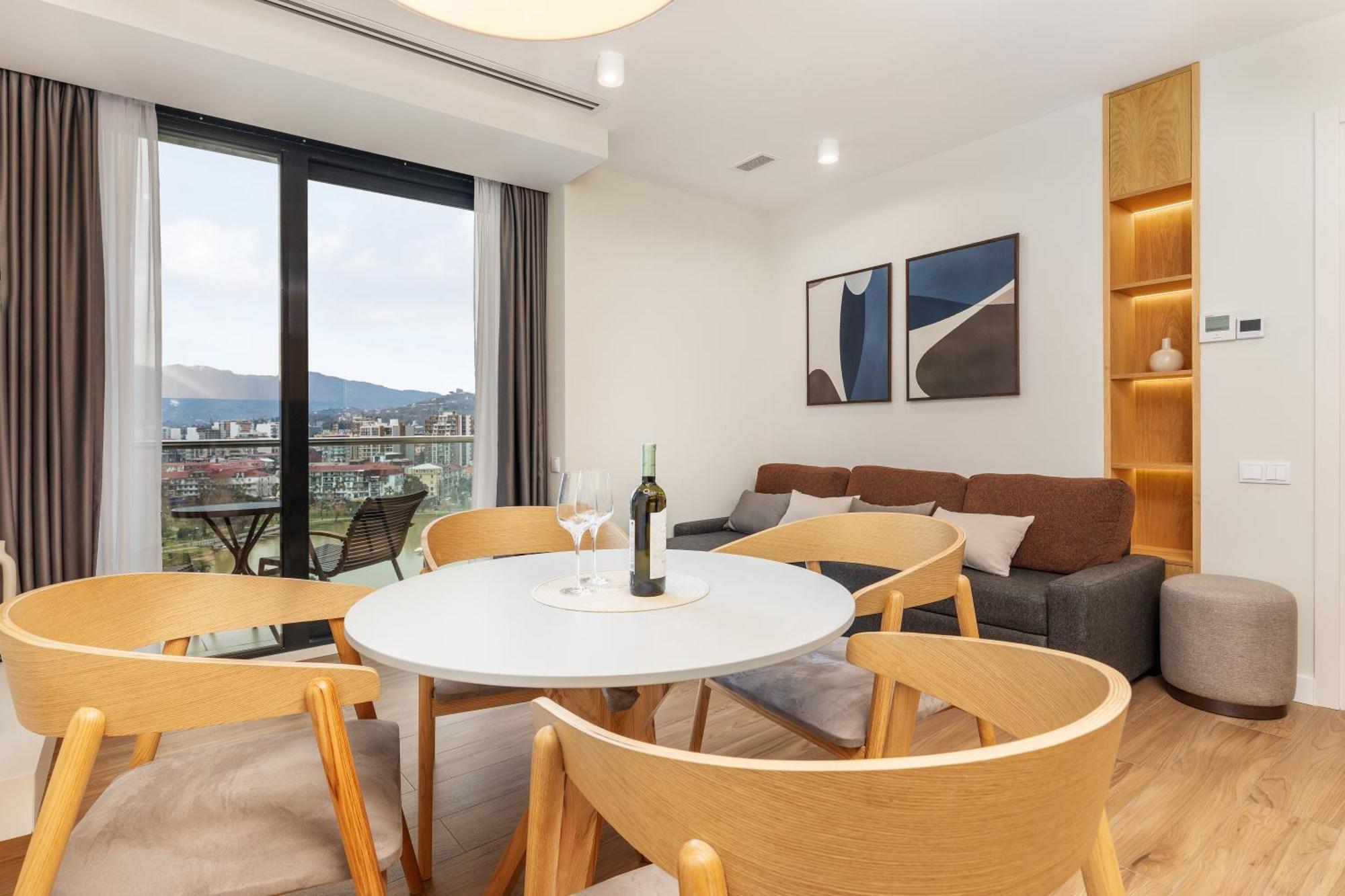 Отель Bellevue Residential Батуми Экстерьер фото