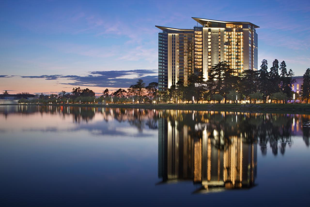 Отель Bellevue Residential Батуми Экстерьер фото